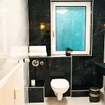 2 Mit Whirlpool Apartman *