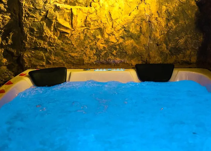 2 Mit Whirlpool * Hagen (Arnsberg)